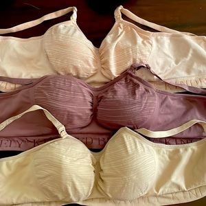 Kindred Bravely nursing / pumping bras